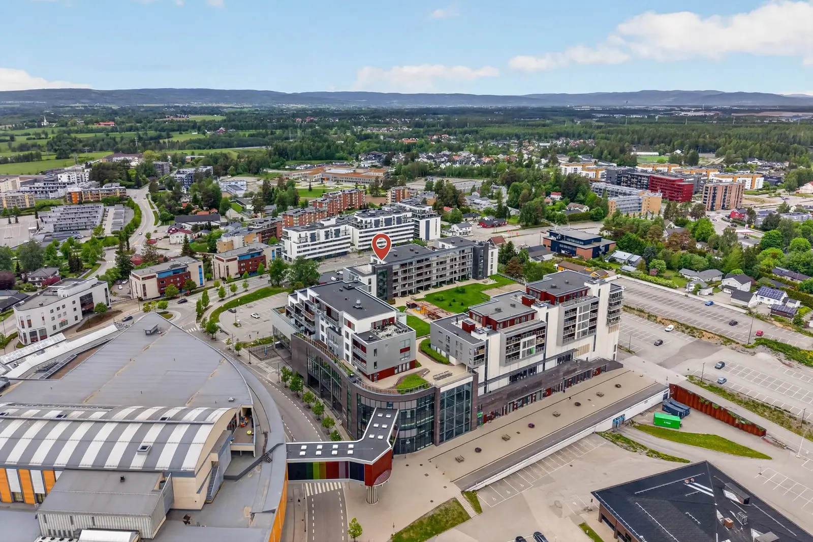 2-roms - 2018  - på Skovly! | Garasjeleie  | Direkte heis ned fra leiligheten til Jessheim senter| Vestvendt balkong 14 kvm | Nytt Bad 2026