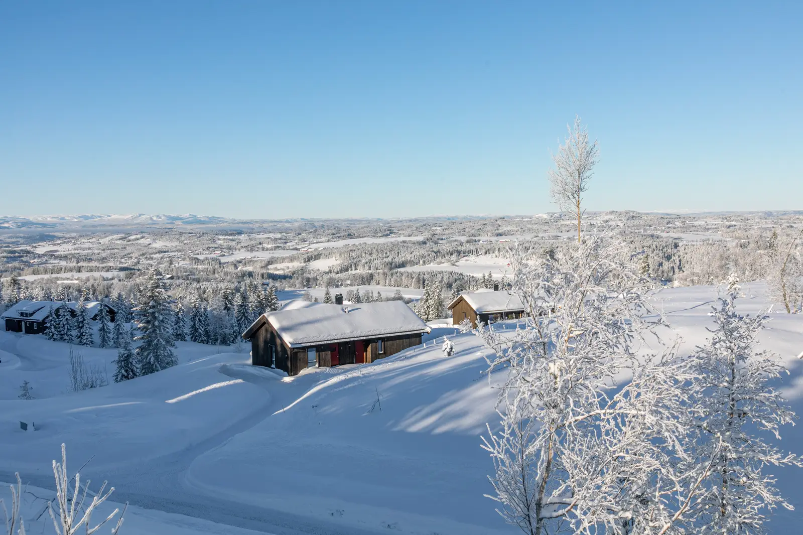 Lindstadutsikten Felt 2, et attraktivt og solfylt tomtefelt beliggende i naturskjønne omgivelser i Mylla området, Nordmarka Nord, i Lunner k
